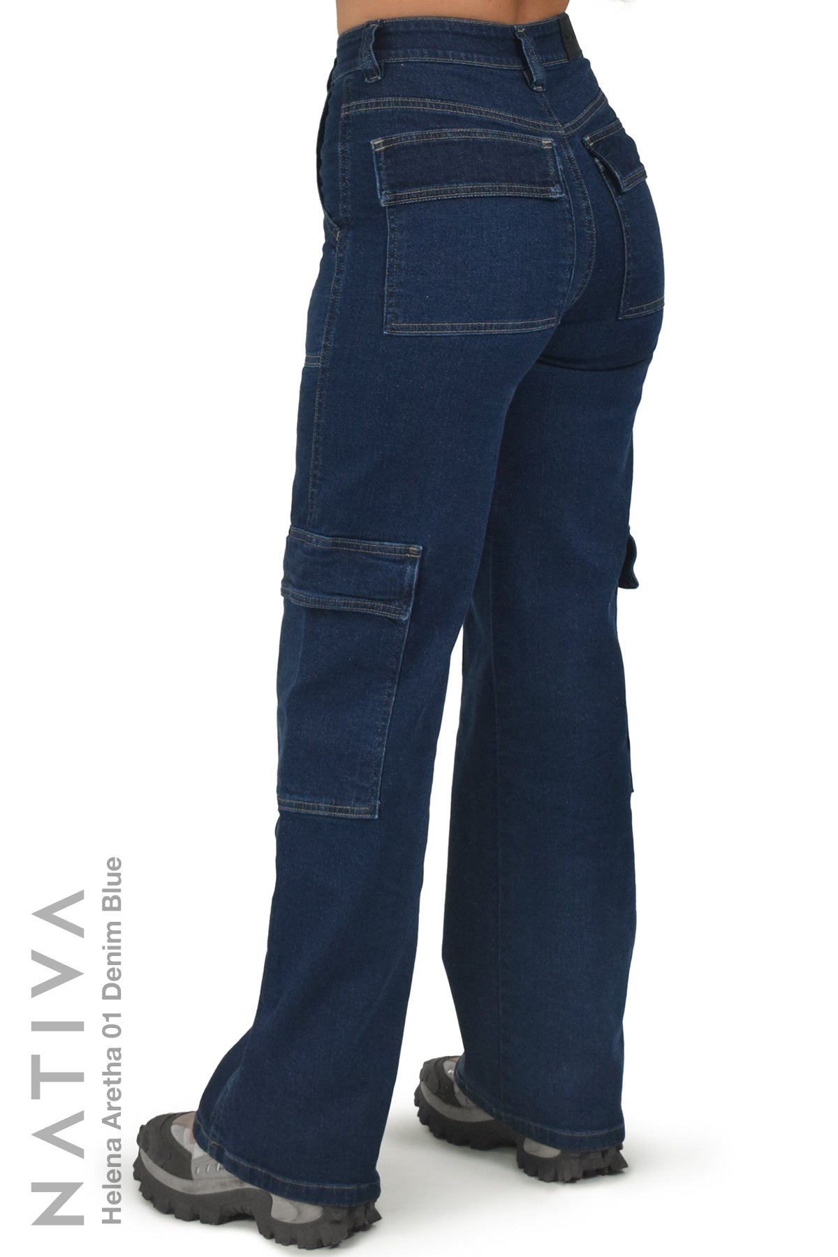 STRAIGHT JEANS, HELENA ARETHA 01 DENIM BLUE. Talle Alto. Con tejidos ESFD (Extreme Stretch Flattering Denim). Cintura Ajustable PERFECT FIT®