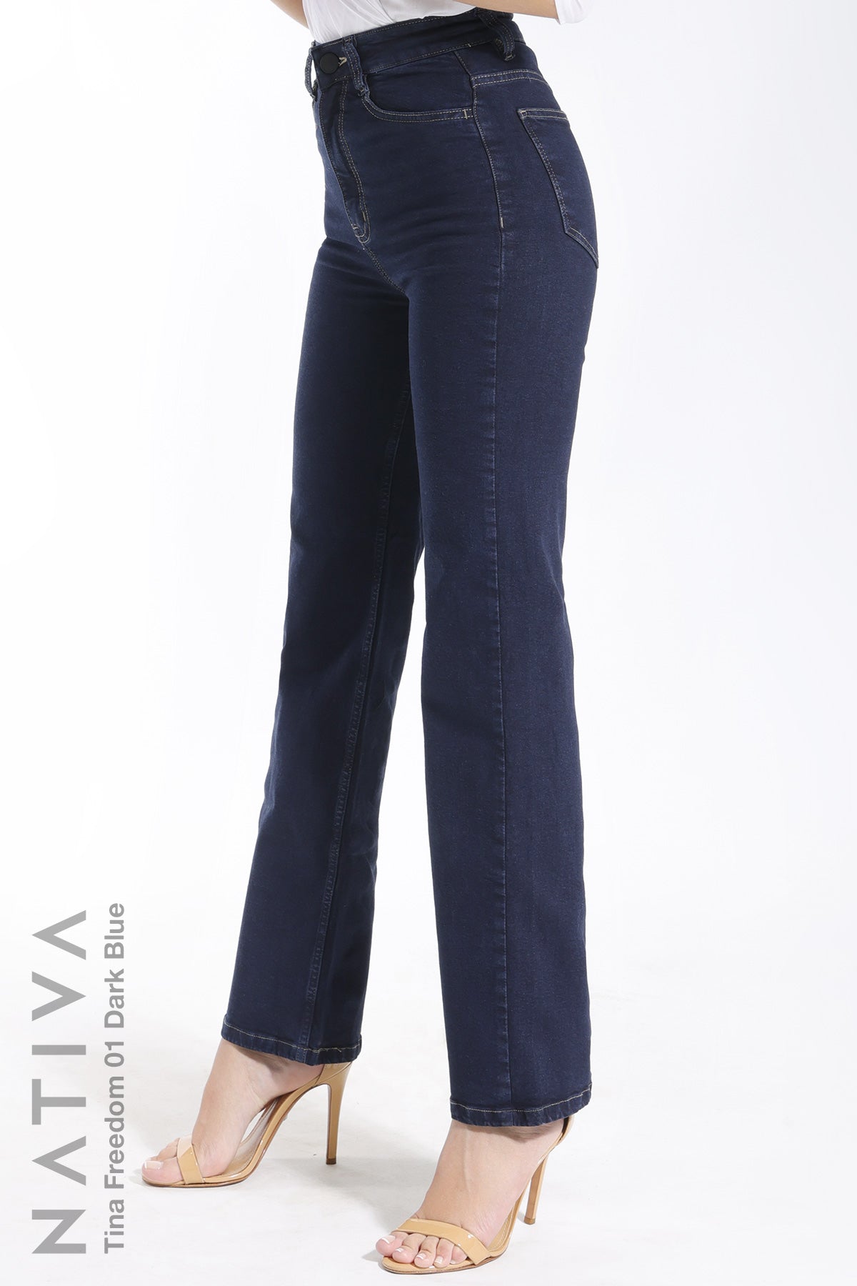 STRAIGHT JEANS, TINA FREEDOM 01 DARK BLUE. Talle Alto. Con tejidos ESFD (Extreme Stretch Flattering Denim). Cintura Ajustable PERFECT FIT®