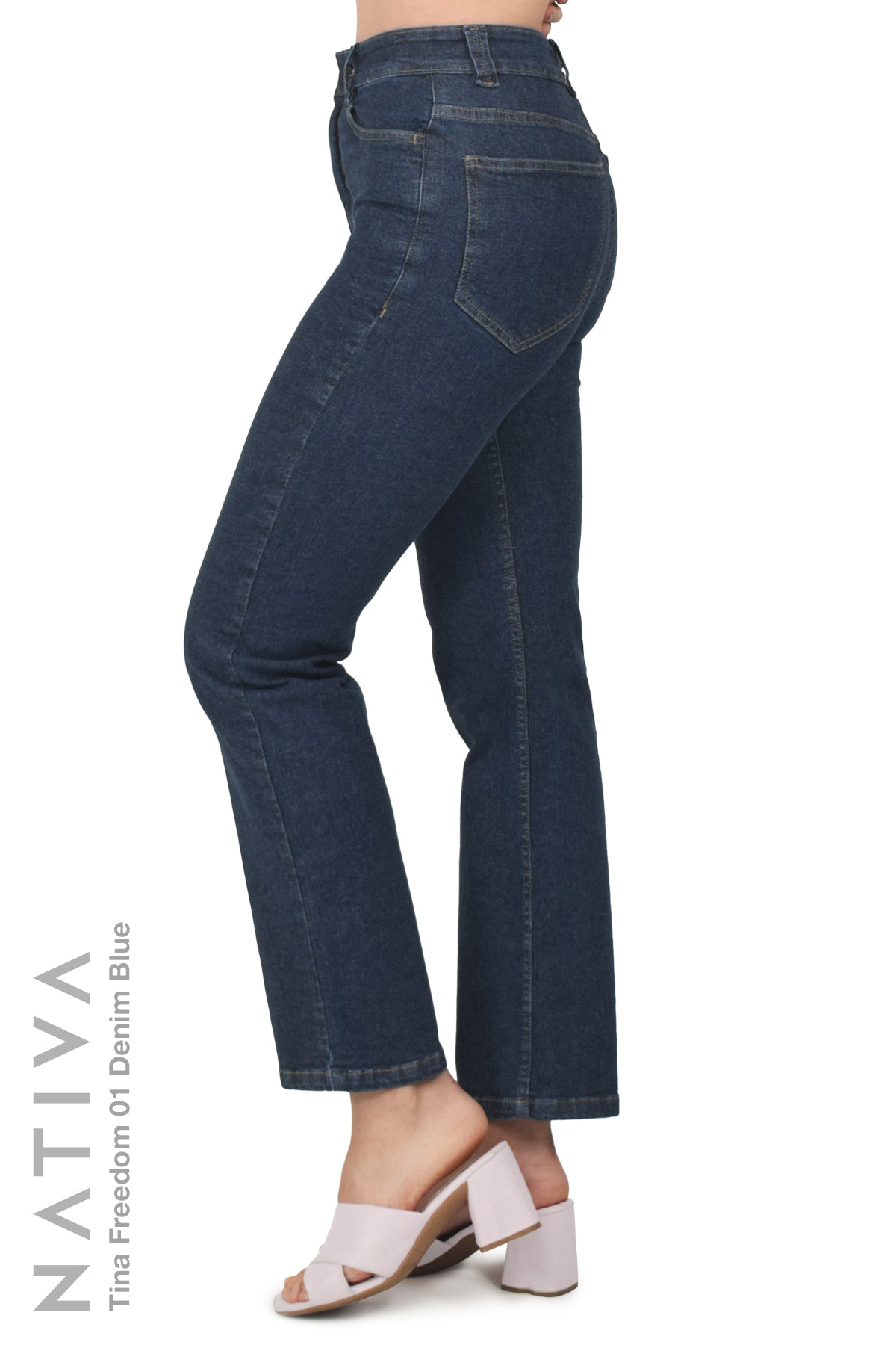 STRAIGHT JEANS, TINA FREEDOM 01 DENIM BLUE. Talle Alto. Con tejidos ESFD (Extreme Stretch Flattering Denim). Cintura Ajustable PERFECT FIT®