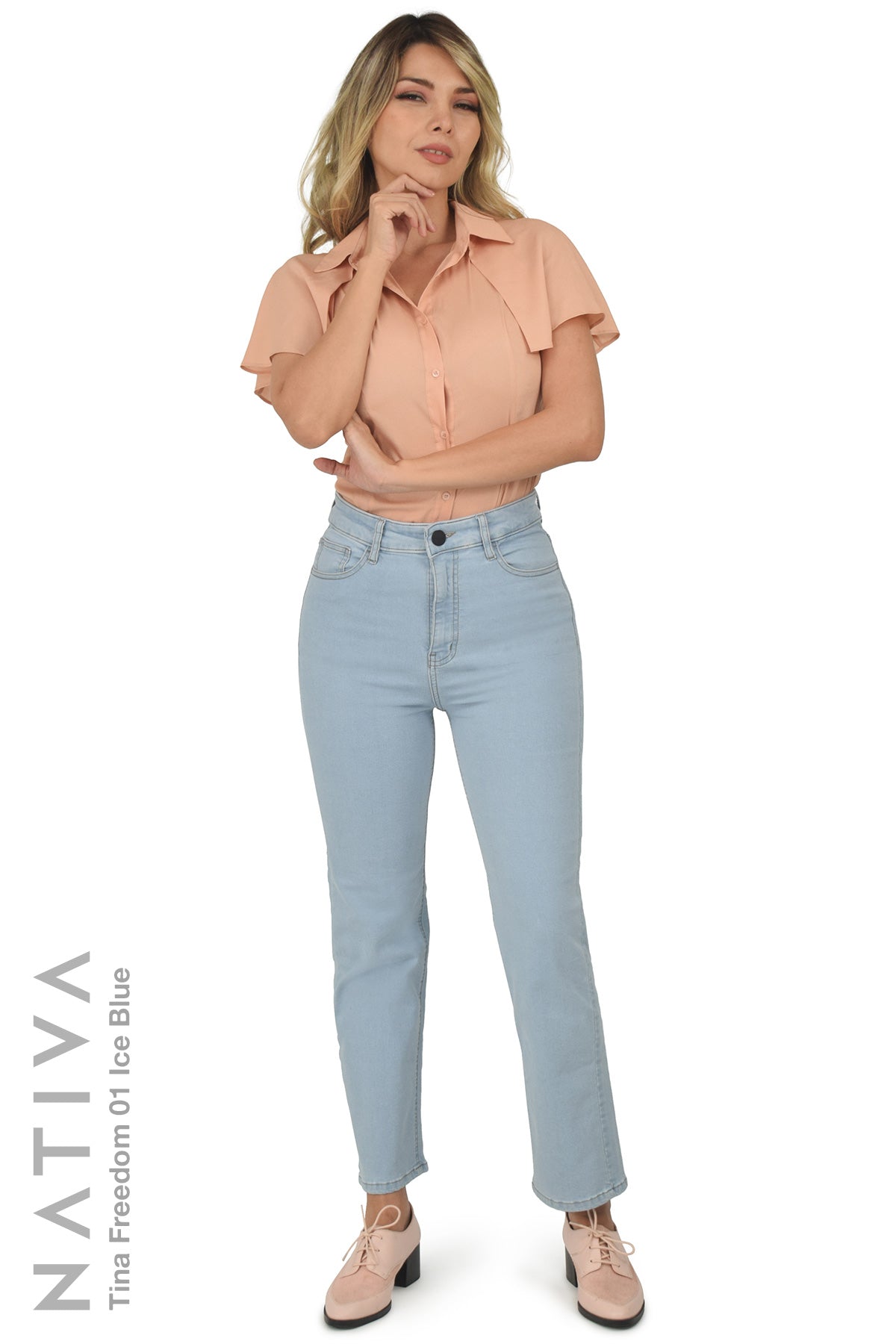 STRAIGHT JEANS, TINA FREEDOM 01 ICE BLUE. Talle Alto. Con tejidos ESFD (Extreme Stretch Flattering Denim). Cintura Ajustable PERFECT FIT®