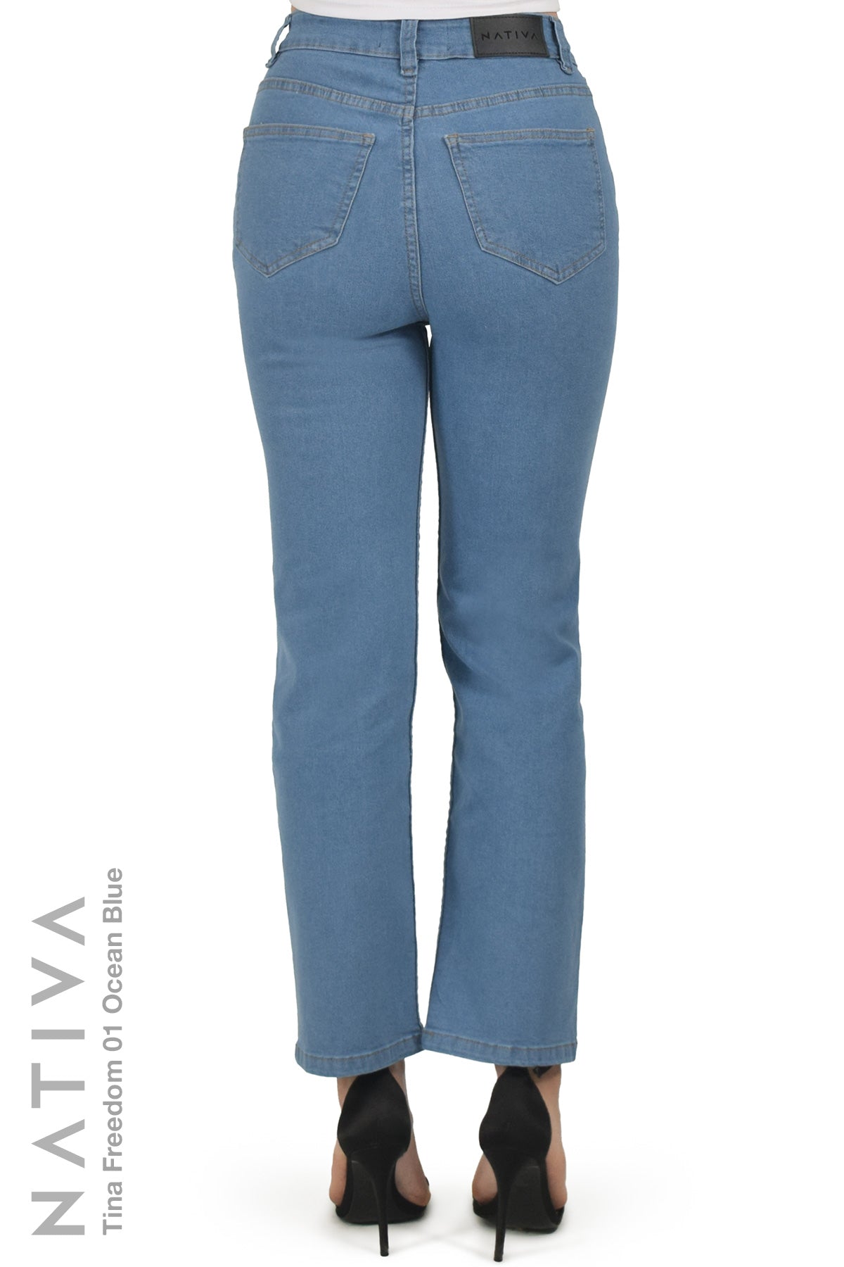 STRAIGHT JEANS, TINA FREEDOM 01 OCEAN BLUE. Talle Alto. Con tejidos ESFD (Extreme Stretch Flattering Denim). Cintura Ajustable PERFECT FIT®